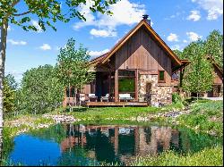 Stunning Mountain Retreat on 35 Acres in Gray Head