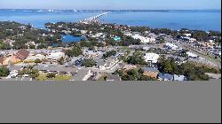 1 Nightingale Ln, Gulf Breeze FL 32561