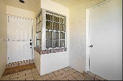 185 Moccasin Trl N, Jupiter FL 33458