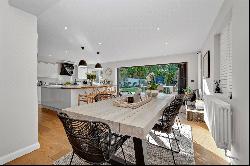 Grove Way, Esher, Surrey, KT10 8HF