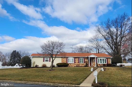 6400 Lexington Drive, Mechanicsburg PA 17050