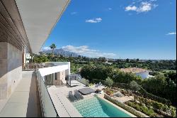 Modern villa with breathtaking views in Los Almendros, Benahavís, Benahavís 29679