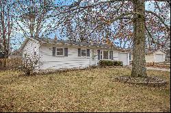 409 North Drive E, Marshall MI 49068