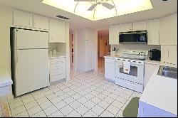 254 6th Ave S Unit 8, Naples FL 34102