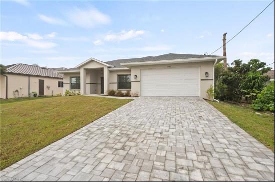 4402 SW 3rd Ave, Cape Coral FL 33914