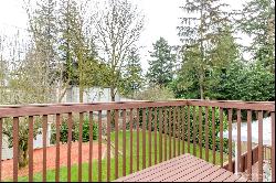 15804 5th Avenue SW, Burien WA 98166