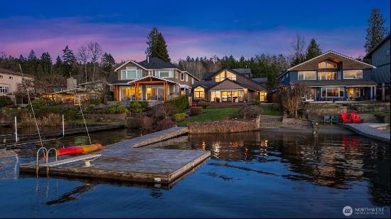 145 E Lake Sammamish Shorelane Ln NE, Sammamish WA 98074