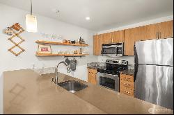 15152 NE 82nd Street #101, Redmond WA 98052