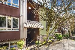 15152 NE 82nd Street #101, Redmond WA 98052