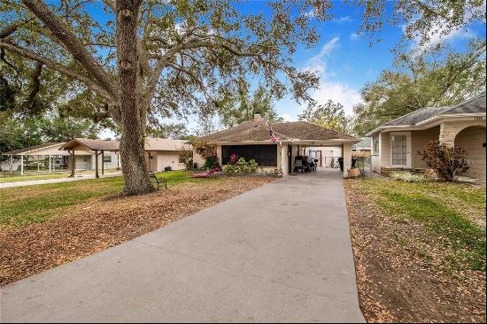 3215 Roscoe Avenue, Lakeland FL 33803