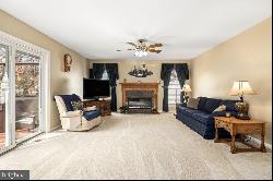 1501 Cobblestone Court, West Deptford NJ 08086