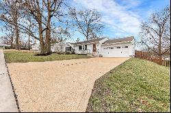 1505 Bridle Road, St Louis MO 63119