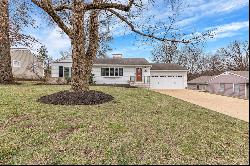 1505 Bridle Road, St Louis MO 63119