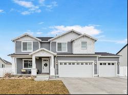 572 S Chamberlain St, Mapleton UT 84664