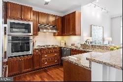 440 S Broad Street Unit 2702, Philadelphia PA 19146