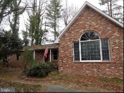 14110 Robey Drive, Hughesville MD 20637