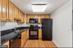 2001 Hamilton Street Unit 503, Philadelphia PA 19130