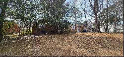 110 Fairlane Road, Greenville NC 27834