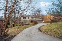 222 Clubview Dr, Peters Twp PA 15317