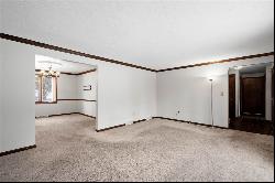 222 Clubview Dr, Peters Twp PA 15317