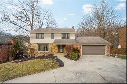 222 Clubview Dr, Peters Twp PA 15317