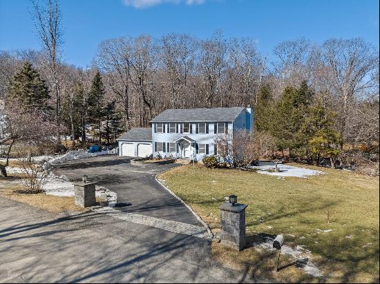 8 Durrschmidt Road, Stormville NY 12582