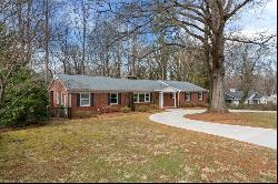 980 Kenleigh Circle, Winston-Salem NC 27106