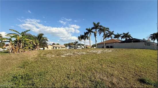 3222 SW 1st Place, Cape Coral FL 33914