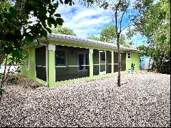 35 SE Marlin Avenue, Key Largo FL 33037