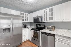 4130 Breezewood Drive Unit 102, Wilmington NC 28412