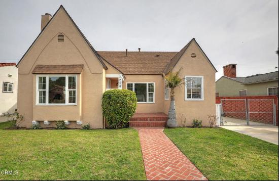 258 Dalton Street, Ventura CA 93003