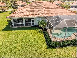 2081 Crestview Way, Naples FL 34119