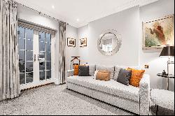 Beautifully finished Belgravia duplex apartment