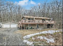 105 Canoebrook Drive, Lords Valley PA 18428