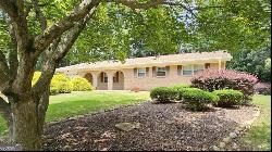 4112 Bontura Court, Stone Mountain GA 30083