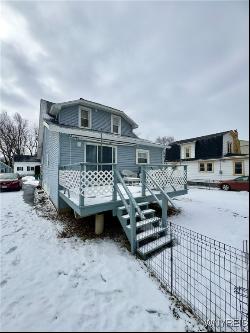 3662 6th Street, Hamburg NY 14219