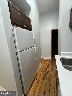 751 S 6th Street Unit 1, Philadelphia PA 19147