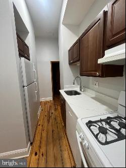 751 S 6th Street Unit 1, Philadelphia PA 19147