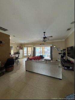 1456 SW Del Rio Boulevard SW, Port Saint Lucie FL 34953