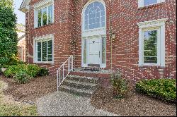 303 Coralberry Road, Louisville, KY 40207