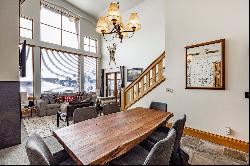 Beautifully Updated 3 Bedroom Lock-Off Condominium Close to Snow Park