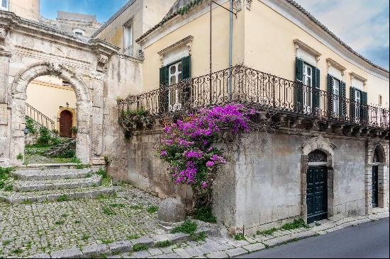 Historic palace in the heart of Modica