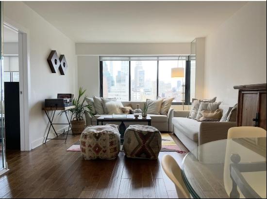 This bright sunny furnished Jr1 one bedroom (600sqdt apt unit )was recently renovated ,