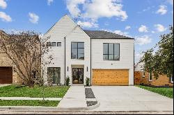 Luxurious East Dallas Home by Birchwood Custom Homes with Modern Elegance