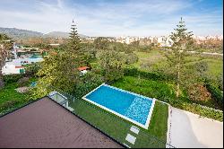 7 Bedroom House, Setubal