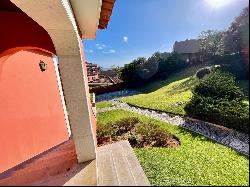 EXCLUSIVE VILLA IN A LUXURY CONDOMINIUM IN THE HEART OF ESTORIL