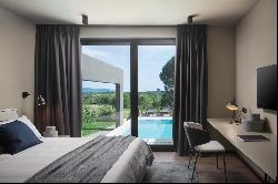 Modern villa with a pool and wellness area in a tranquil location – Istria