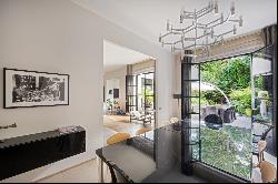 Neuilly-sur-Seine  -  A superb private mansion