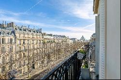 Paris 8th District -  An ideal family apartment