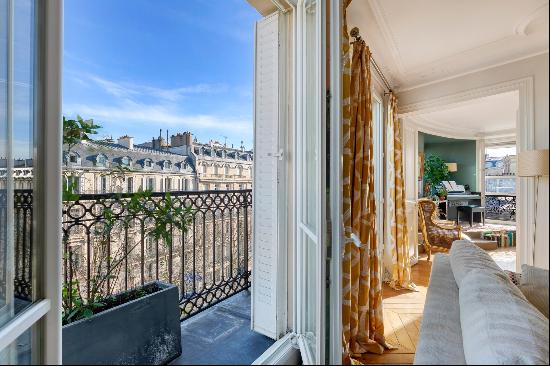 Paris 8th District -  An ideal family apartment